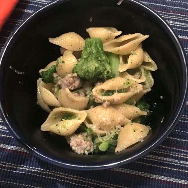 Image for article titled Three easy pasta recipes for delicious last-minute dinners