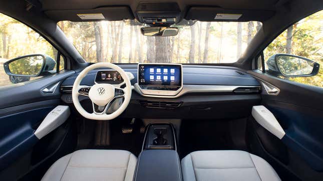 Imagen para el artículo titulado Los botones son más seguros que las pantallas táctiles en los autos, según un estudio