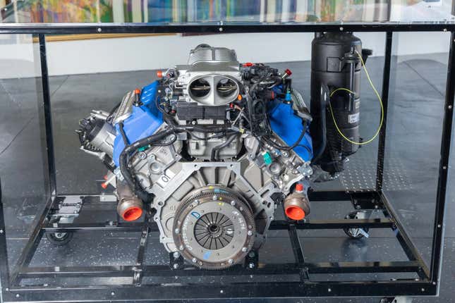 Image for article titled This Display Engine Is The Closest You&#39;ll Get To Owning A First-Gen Ford GT