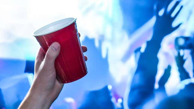 Image for article titled Gen Z’s Drinking Habits Are Killing Concerts
