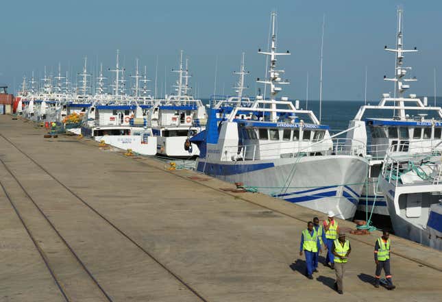Analysts believe Mozambique could avoid repaying hidden billion dollar debt, leaving Credit Suisse and VTB accountable