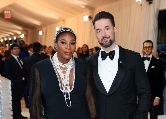 Image for article titled Serena Williams, Alexis Ohanian Host Spectacular Gender Reveal for Baby No. 2