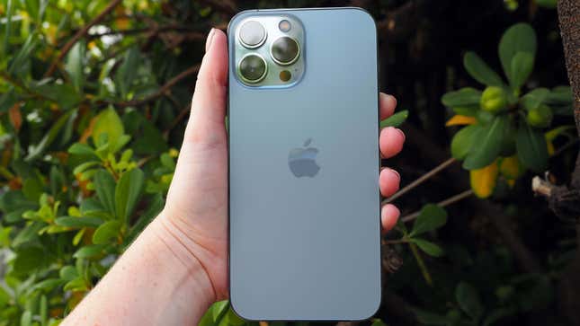 The new Sierra Blue is the only interesting 13 Pro shade.