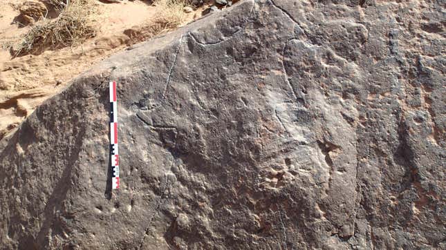 One of the engravings found by the researchers, on a boulder in Saudi Arabia.