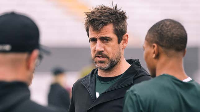 Image for article titled Jets Impressed By How Quickly Aaron Rodgers Complaining About Roster