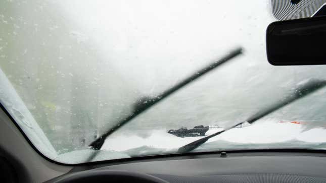 Image for article titled You&#39;re Defogging Your Car Windows Wrong