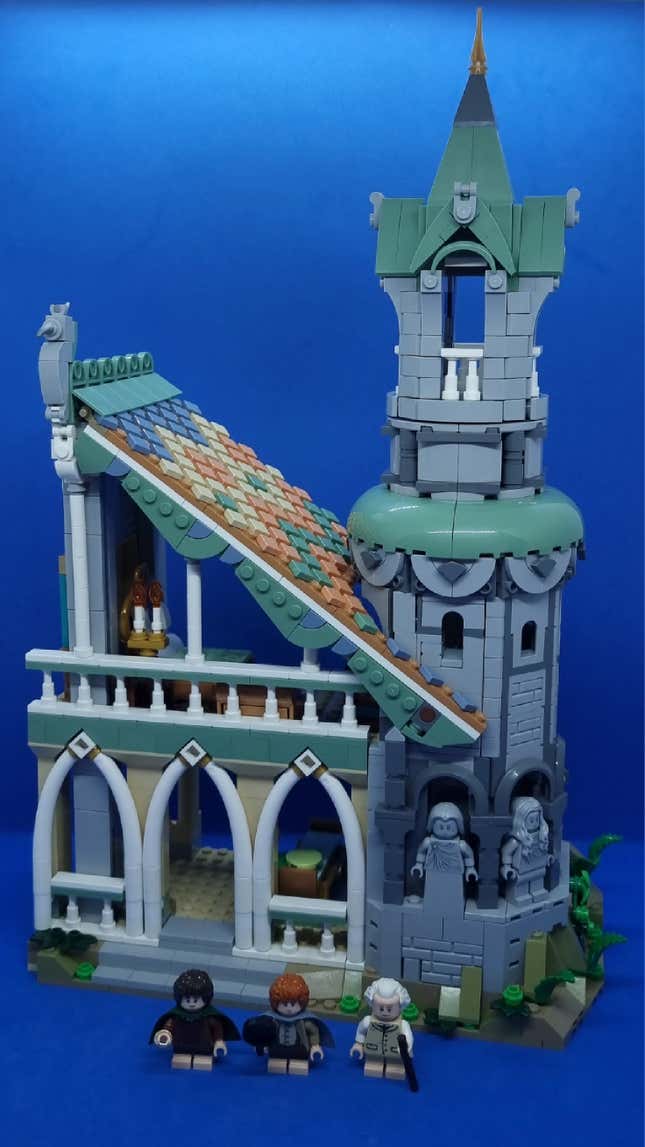 Image for article titled Lego's Huge Rivendell Set Is as Epic a Feat as the Lord of the Rings Movies