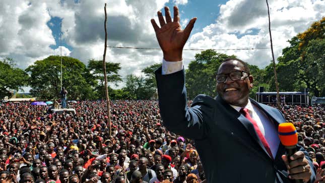 Opposition Malawi Congress Party leader Lazarus Chakwera in Feb. 4 rally, before coronavirus restrictions.