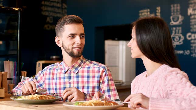 Image for article titled Friends Make Pact To Get Married If They’re Both Still Ugly When They’re 40