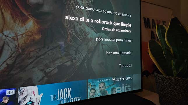 Imagen para el artículo titulado El Alexa Pro es el mando a distancia en el que tendrían que fijarse los fabricantes de televisores