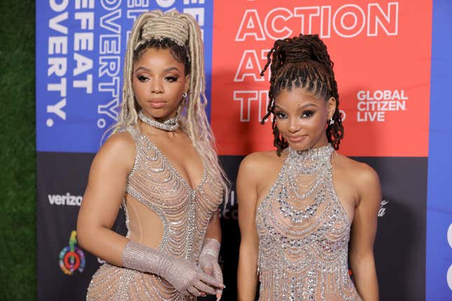 Image for article titled Even More, Ways Chloe and Halle Bailey&#39;s Locs Were Styled
