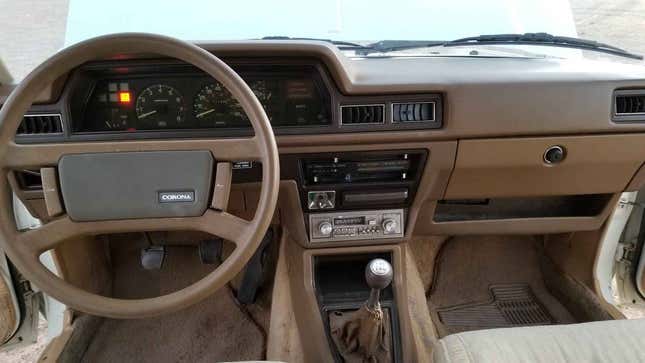 Image for article titled At $8,200, Would Buying This 1981 Toyota Corona Be A Crowning Achievement?