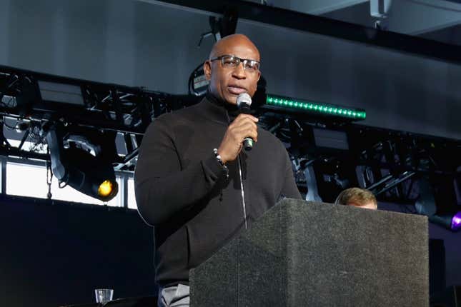 Image for article titled &#39;The NFL Is Another No-Good Entity&#39;: Eric Dickerson Believes He Suffers From CTE, Dishes on the Dangers of Football