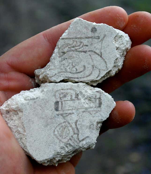 Fragments of Ancient Maya 260Day Calendar Found in Guatemala