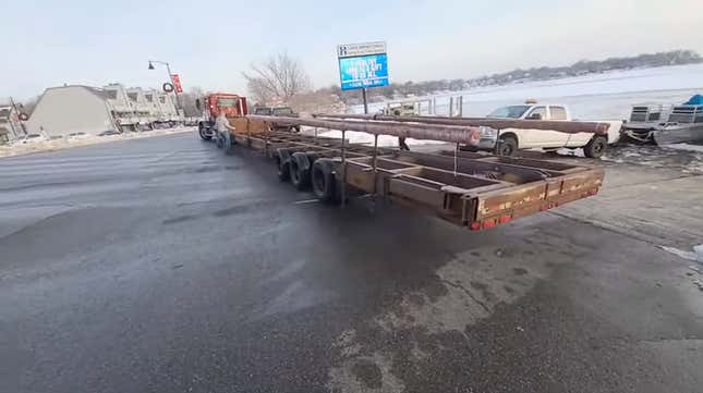 Image for article titled Watching A 45-Ton Boat Get Pulled Out Of A Frozen Lake Will Ruin The Rest Of Your Day