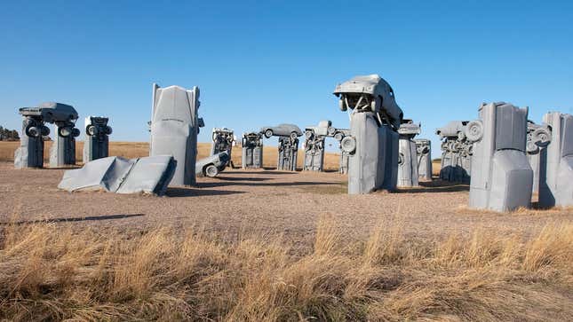 Image for article titled These Are Your Favorite Roadside Attractions