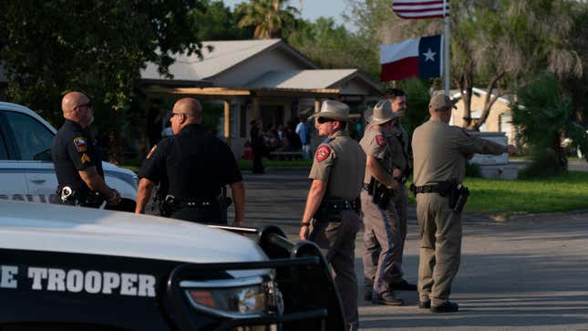 Image for article titled Uvalde Police Departments Have Stopped Cooperating with State Investigation