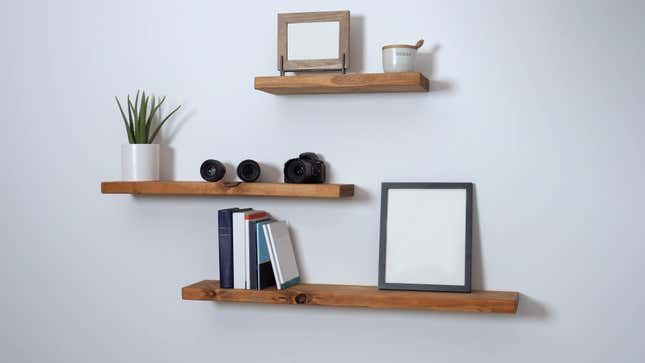 Image for article titled The Right Way to Install a Simple Floating Shelf