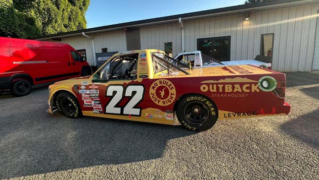 Image for article titled NASCAR Truck Racer Who Works As A Server At Outback Steakhouse Gets Outback Steakhouse Sponsorship