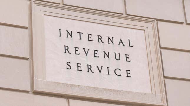 Image for article titled Don&#39;t Call the IRS This Weekend Unless You Absolutely Have To