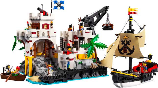 Lego's Fan-Favorite Set Fortress Back