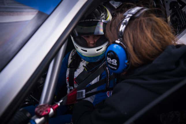 Loni Unser and Thomas chatting before track time.