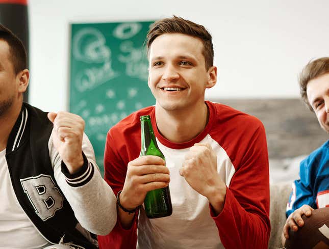 Image for article titled ‘Now That’s What I Call A Fumble,’ Reports Man At Super Bowl Party Who Has No Idea What He’s Talking About