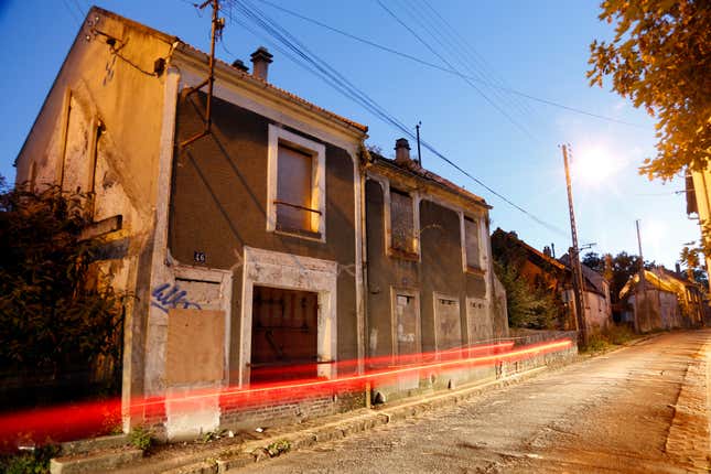 The streets of the small farming village, however, are scarcely walked. Only a handful of people live in Goussainville-Vieux Pays today.