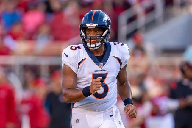 Broncos QB Russell Wilson starts fresh against Raiders