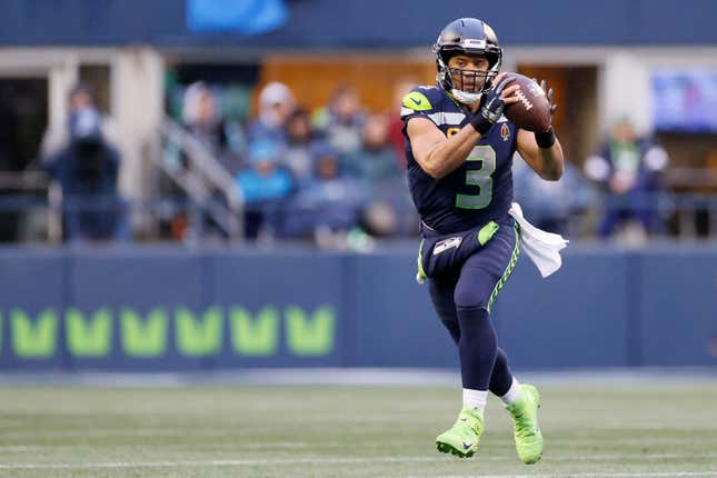 Broncos trade for nine-time Pro Bowl QB Russell Wilson