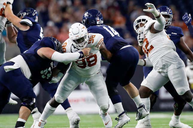 Moro Ojomo called out Texas’ team culture, much to the dismay of coach Steve Sarkisian.