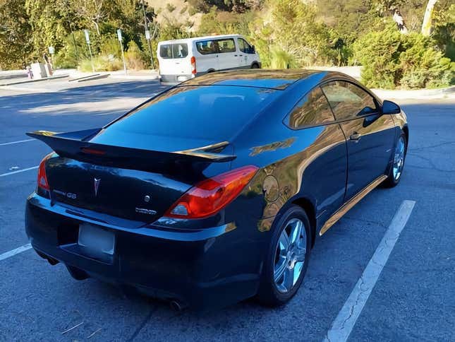Image for article titled At $4,600, Could You Get Excited About This 2009 Pontiac G6 GXP?