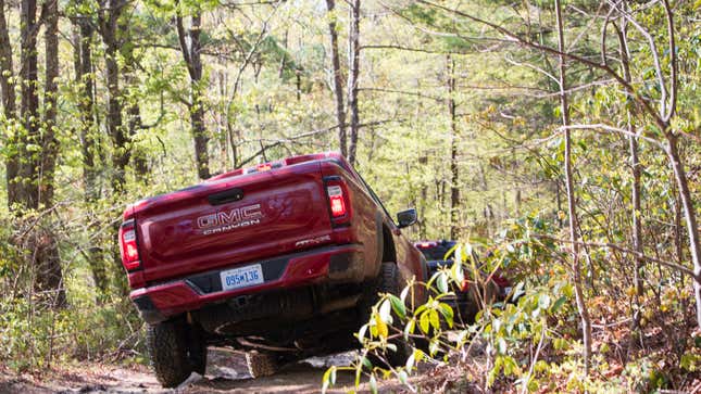 Image for article titled The 2023 GMC Canyon AT4X Refines Chevy's ZR2 Off-Road Formula