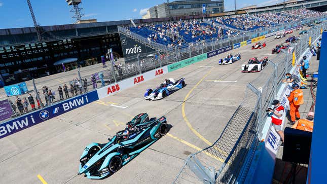 A photo of the cars on the starting grid for a Formula E race. 