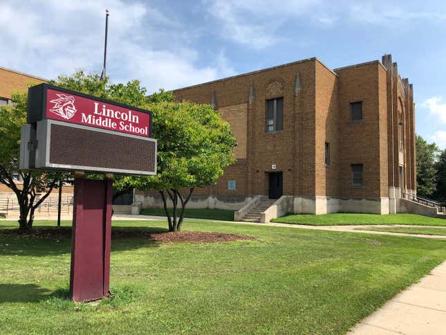 Image for article titled Kenosha Cop Who Allegedly Kneeled On 12-Year-Old Girl's Neck Faces Lawsuit