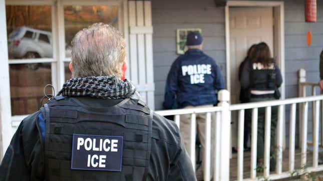 Image for article titled ICE Has Spent $2.8 Billion on Surveillance Tech Since 2008: Report