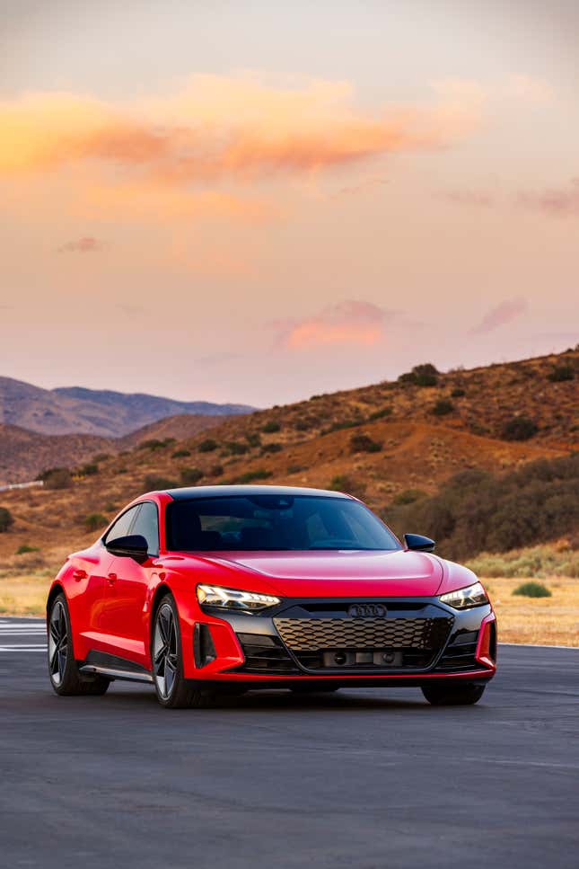 Image for article titled 2022 E-Tron GT And RS E-Tron GT: The Hardest To Learn Is The Least Complicated