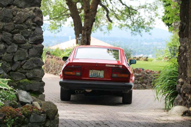 Image for article titled At $29,500, Is This 1983 Alfa Romeo GTV6 a Spectacular Deal?