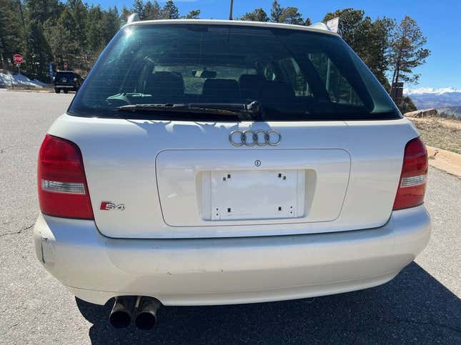Image for article titled At $14,000, Is This 2001 Audi S4 Avant an Adventurous Buy?