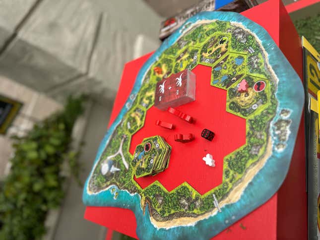 Image for article titled Behold The Throne of Photo Ops at the Jurassic Park SDCC Experience