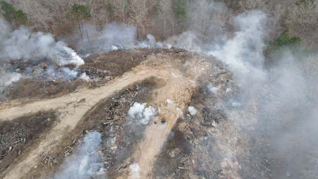 The Alabama landfill fire in mid-December 2022. 