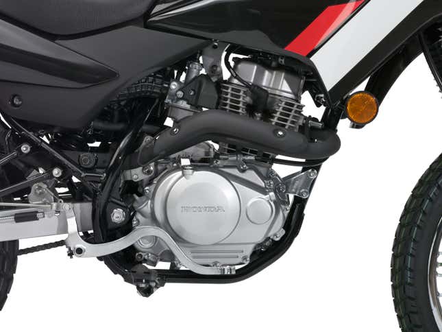 Image for article titled The $3,000 Honda XR150L Wants to Make You a Motorcyclist