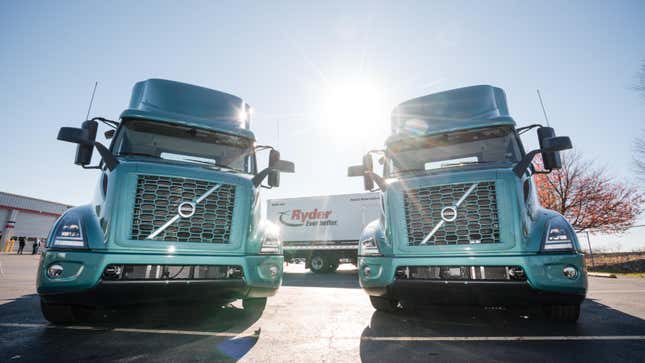 Image for article titled Electric Big-Rigs Are Expected to Match Diesels on Running Costs by 2030