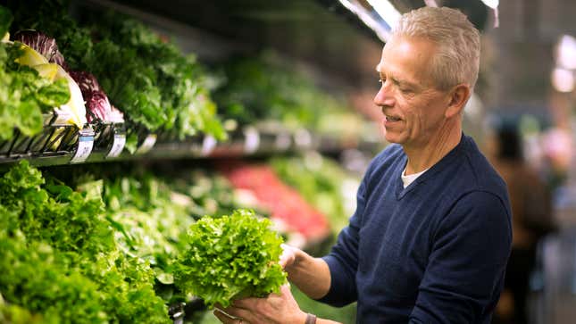 Image for article titled ‘I’m From Michigan, Too,’ Says Man Hitting It Off With Locally Grown Lettuce