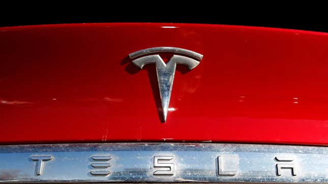 Image for article titled Tesla Autopilot May Be Responsible for Another Fatal Crash Into a Firetruck