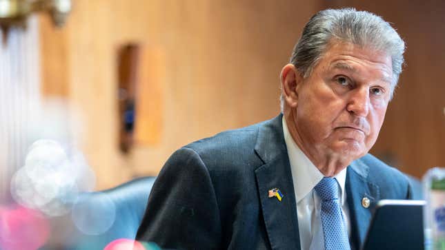 Image for article titled Joe Manchin (Says He) Supports Raising the Age to Buy Semi-Automatic Weapons to 21