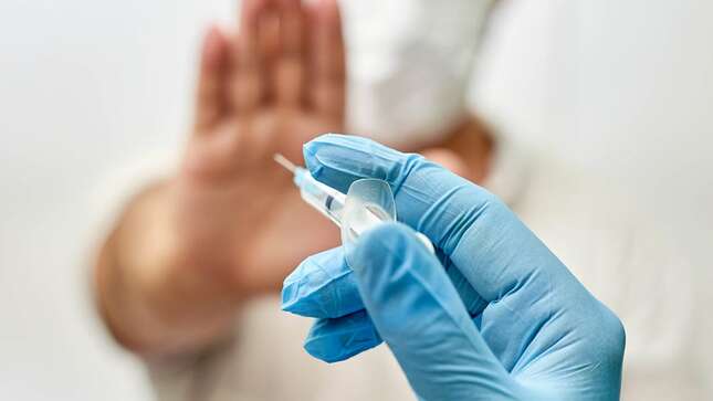 Imagen para el artículo titulado Quebec cobrará impuestos a quienes no se vacunen con el Covid-19