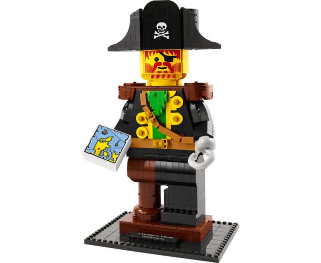 Lego’s Captain Redbeard Minifigure Getting a Supersized Version