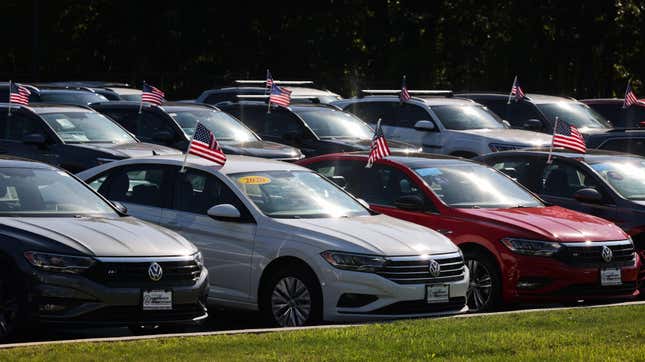Image for article titled What&#39;s the Red Flag That Always Stops You From Buying a Car?