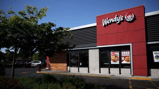 Exterior of modern Wendy's location